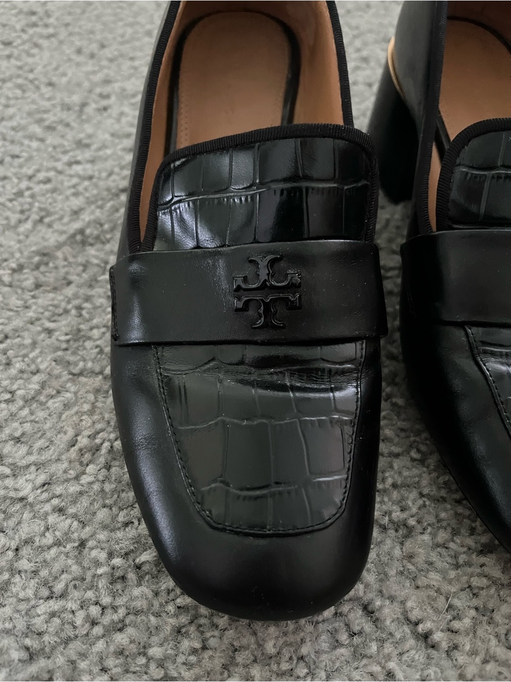 Tory Burch Black Croc-Embossed Leather Loafers with Block Heel - Picture 3 of 7